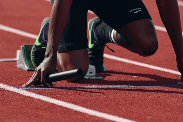 An optimal pacing approach for track distance events